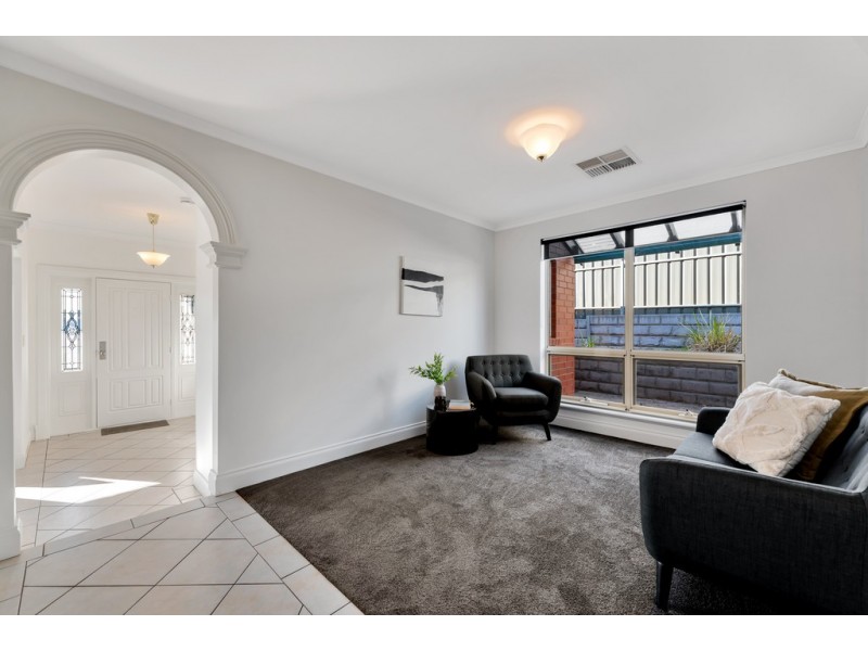 14 Lighthouse Drive, Hallett Cove SA 5158