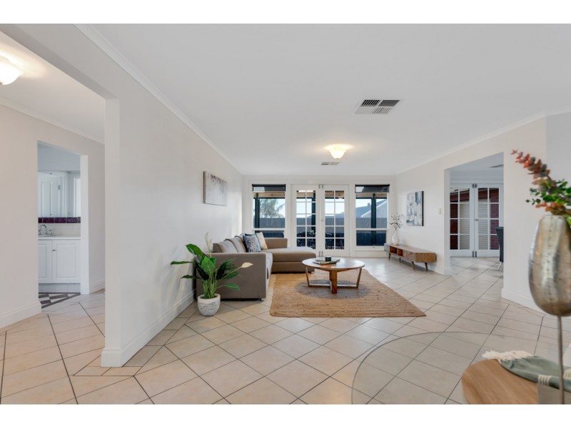 14 Lighthouse Drive, Hallett Cove SA 5158