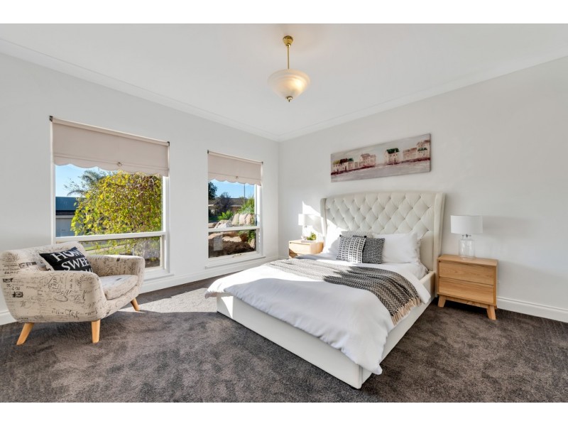 14 Lighthouse Drive, Hallett Cove SA 5158