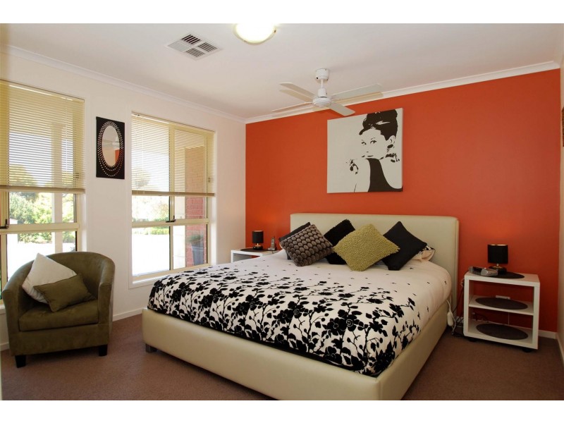 1 Blanche Court, Sheidow Park SA 5158