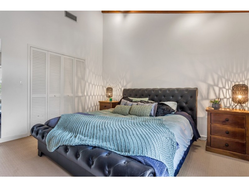 55 Glenloth Drive, Happy Valley SA 5159