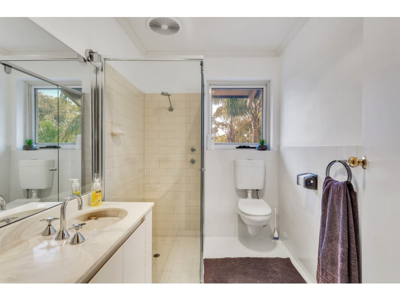 55 Glenloth Drive, Happy Valley SA 5159