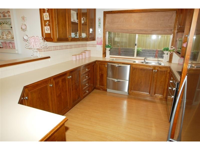 23 Brett Crescent, Hallett Cove SA 5158