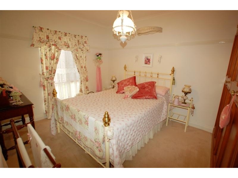 23 Brett Crescent, Hallett Cove SA 5158