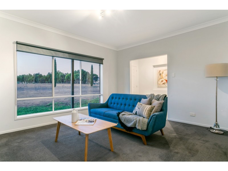 42 Lockaba Drive, Willyaroo SA 5255