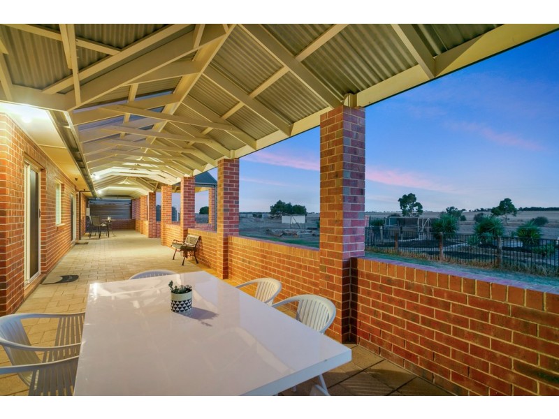 42 Lockaba Drive, Willyaroo SA 5255