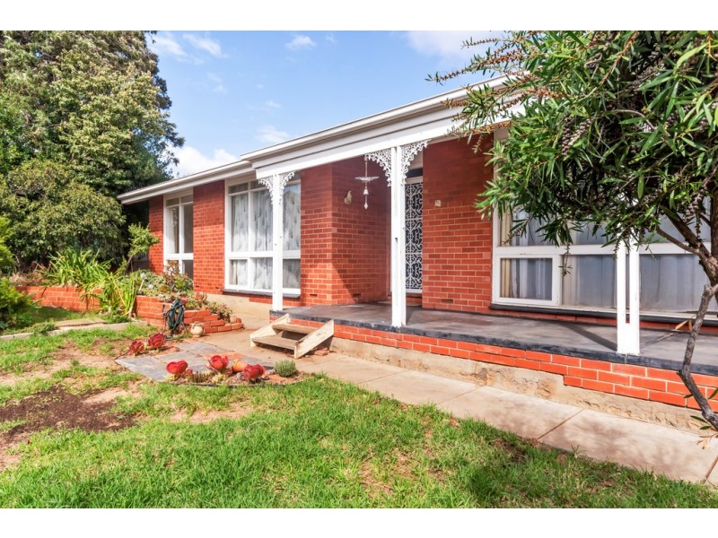 18 Mallen Street, Morphett Vale SA 5162