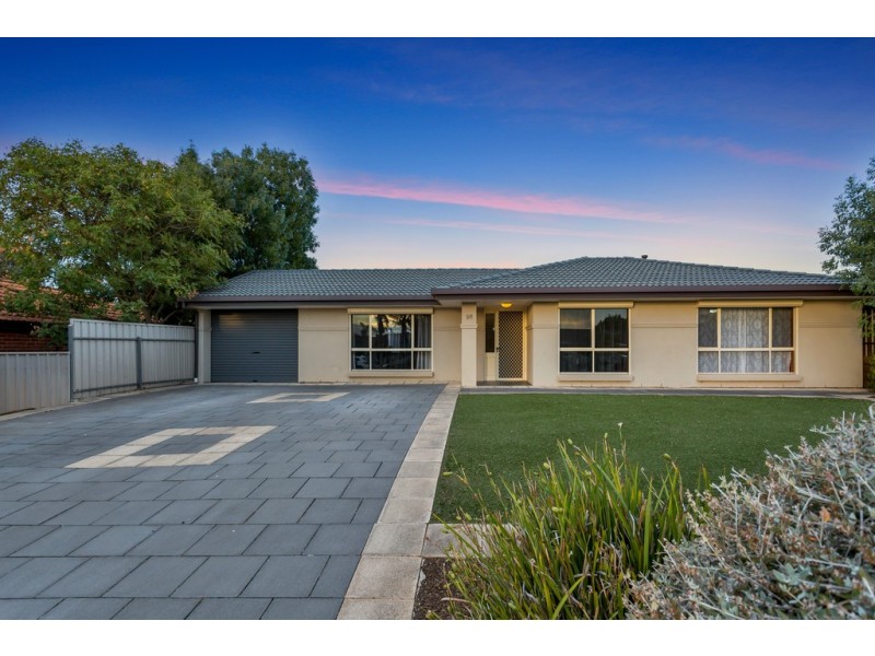 96 Mawson Circuit, Woodcroft SA 5162