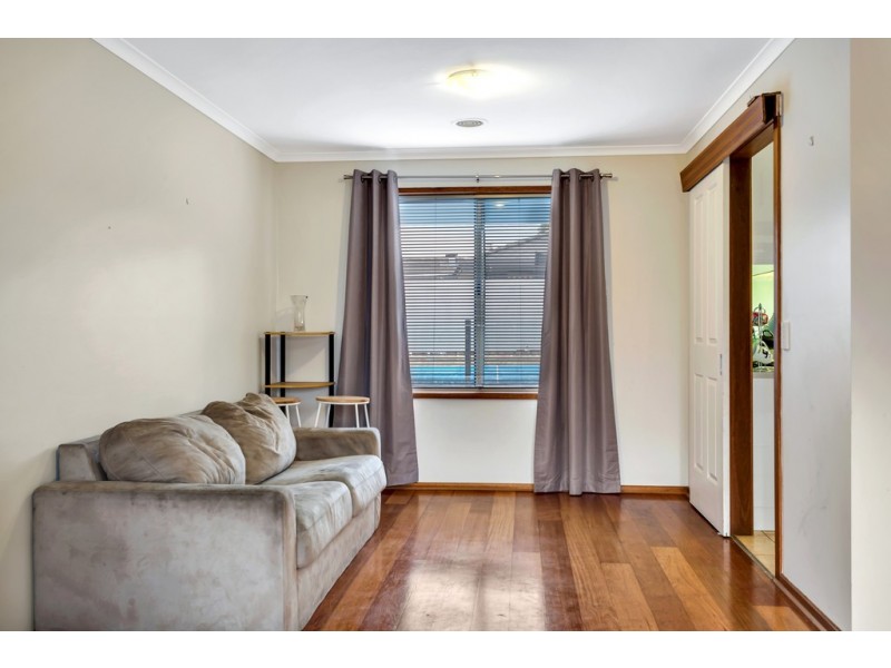 96 Mawson Circuit, Woodcroft SA 5162