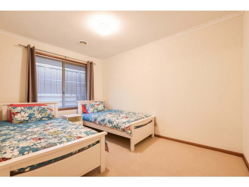 96 Mawson Circuit, Woodcroft SA 5162