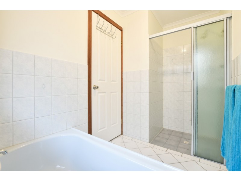 96 Mawson Circuit, Woodcroft SA 5162