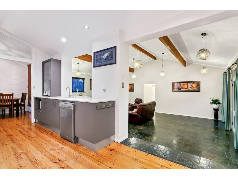 27 Minta Road, Happy Valley SA 5159