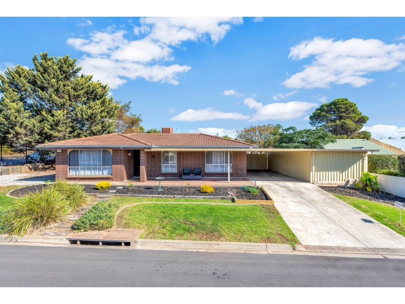 27 Larrimah Road, Morphett Vale SA 5162