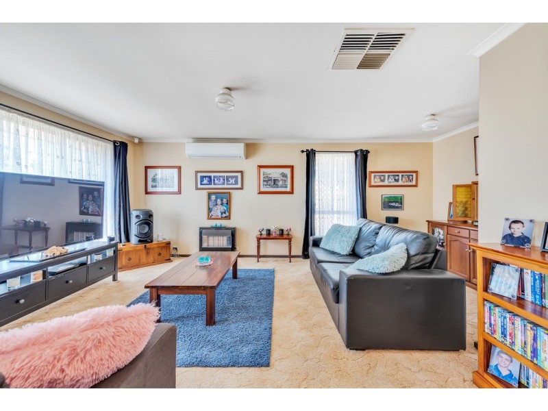 27 Larrimah Road, Morphett Vale SA 5162