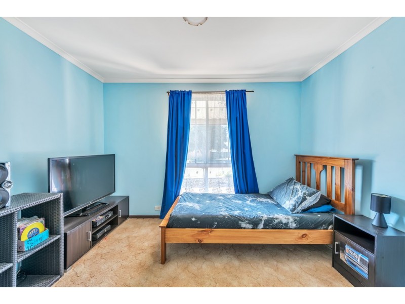 27 Larrimah Road, Morphett Vale SA 5162