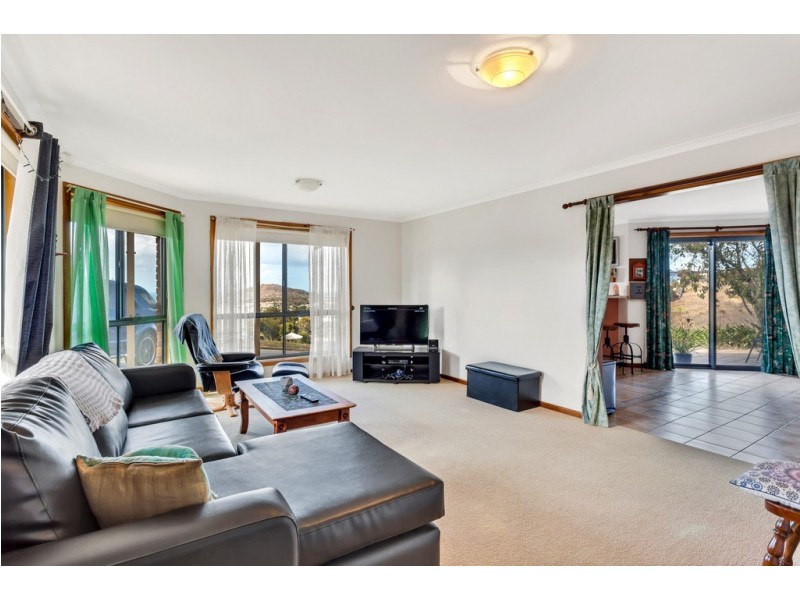 2 Buffalo Court, Encounter Bay SA 5211