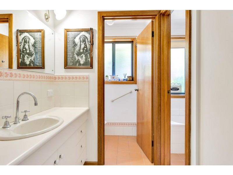 2 Buffalo Court, Encounter Bay SA 5211