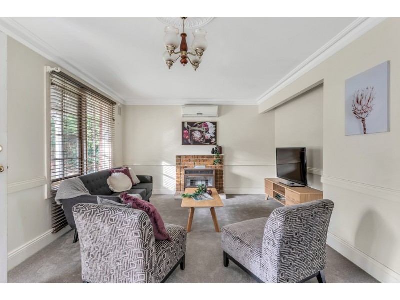 4 Walkom Place, Mount Barker SA 5251