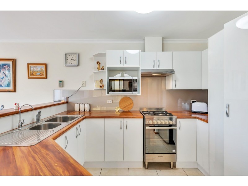 13 Gabriella Victoria Avenue, Woodcroft SA 5162