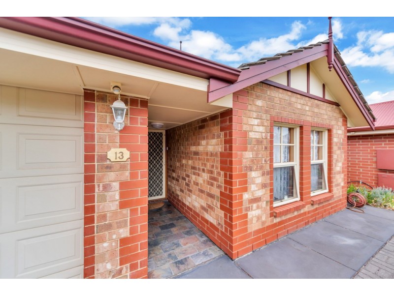 13 Gabriella Victoria Avenue, Woodcroft SA 5162