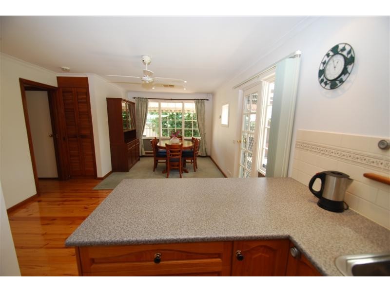 1 Cherub St, Hallett Cove SA 5158