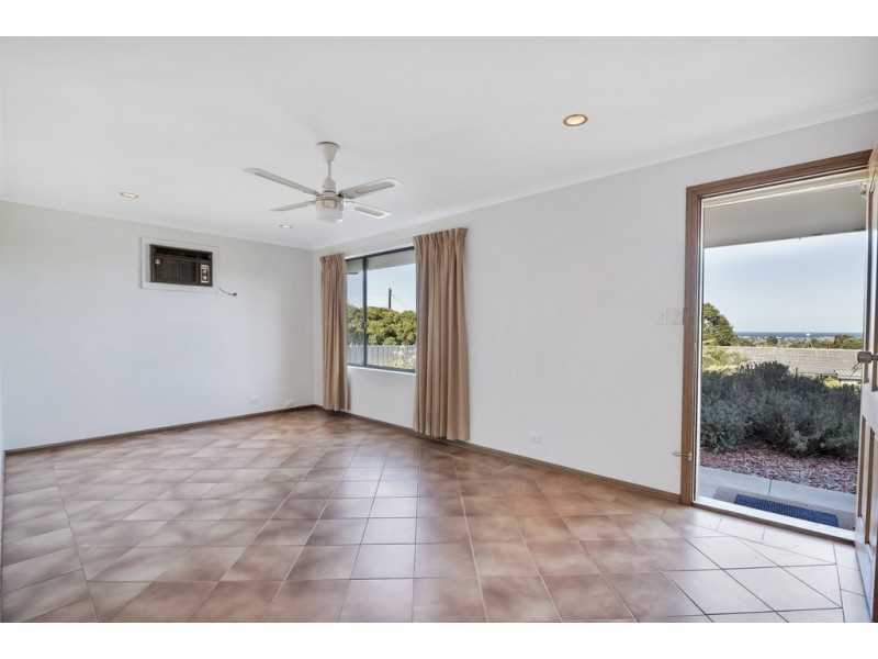 32 Lillian Street, Huntfield Heights SA 5163