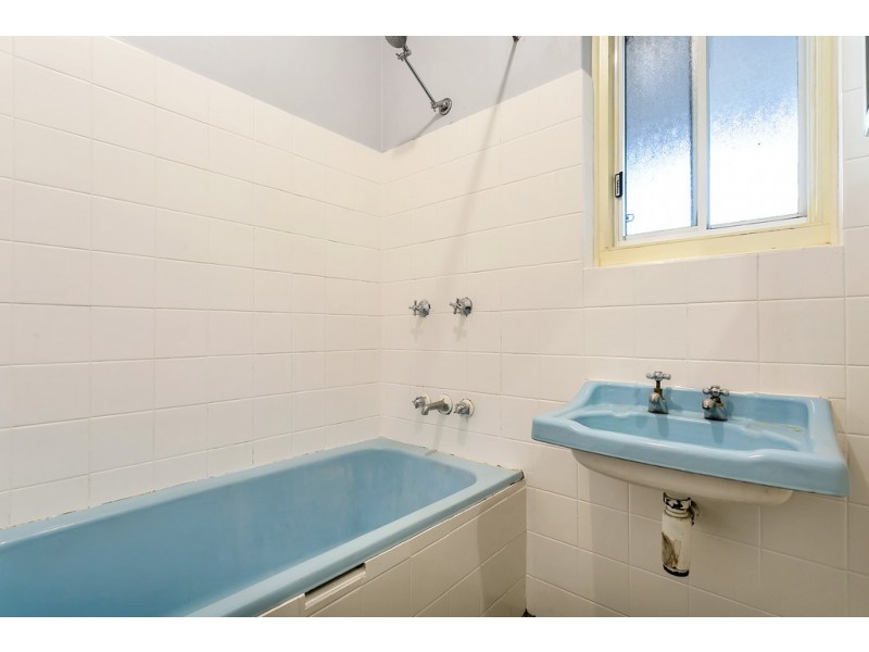 29 Thorne Crescent, Mitchell Park SA 5043