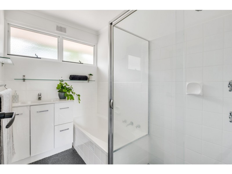 2a McNamara Road, Coromandel Valley SA 5051