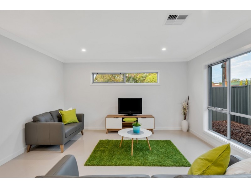 1 Marston Drive, Morphett Vale SA 5162