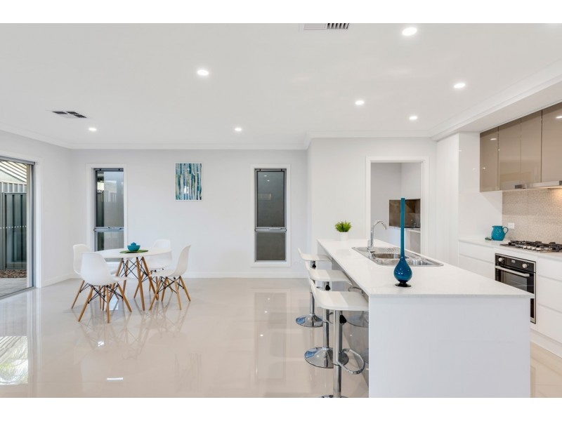 1 Marston Drive, Morphett Vale SA 5162