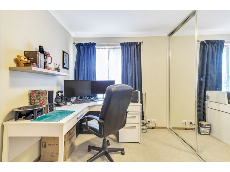 73 Investigator Drive, Woodcroft SA 5162