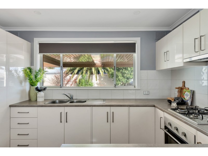 16 Bower Court, Morphett Vale SA 5162