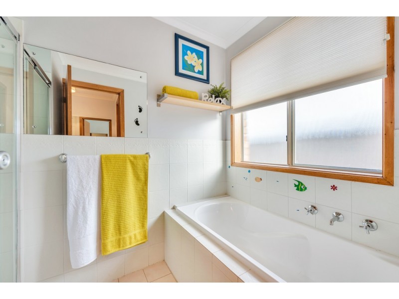 82 Grand Boulevard, Seaford Rise SA 5169