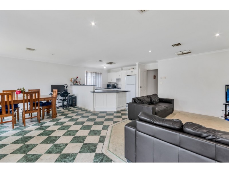 98 Pridham Boulevard, Aldinga Beach SA 5173