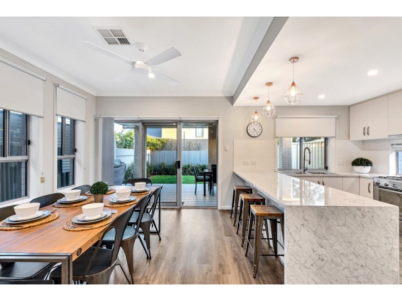 16 Gordon Street, Aldinga Beach SA 5173