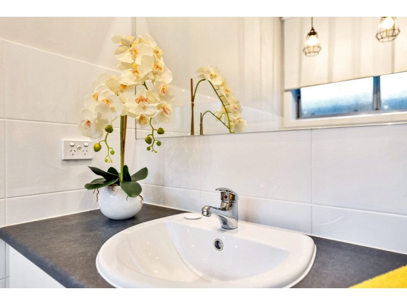 16 Gordon Street, Aldinga Beach SA 5173