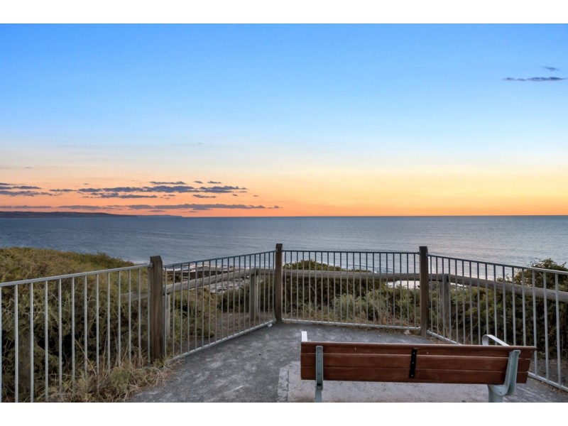 16 Gordon Street, Aldinga Beach SA 5173