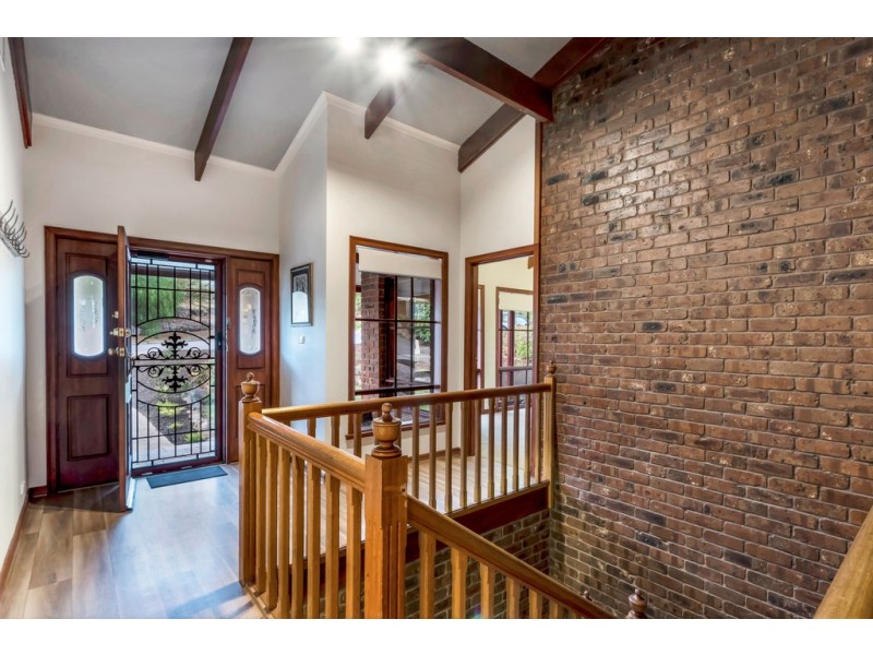 7 Ridge Place, Aberfoyle Park SA 5159