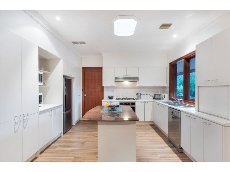 7 Ridge Place, Aberfoyle Park SA 5159