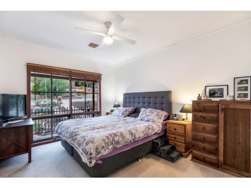 7 Ridge Place, Aberfoyle Park SA 5159