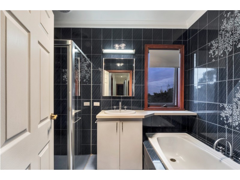 7 Ridge Place, Aberfoyle Park SA 5159