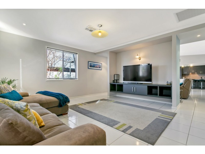 3 Nicholl Avenue, Aldinga Beach SA 5173