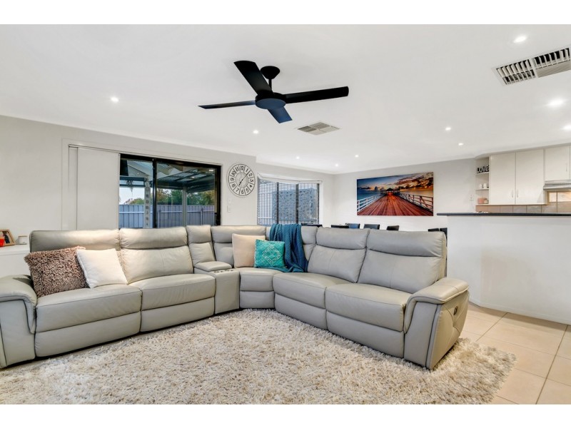 5 Sandford Place, Sheidow Park SA 5158