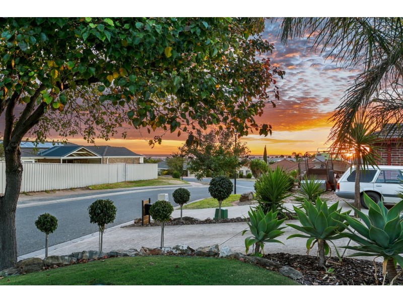 5 Sandford Place, Sheidow Park SA 5158
