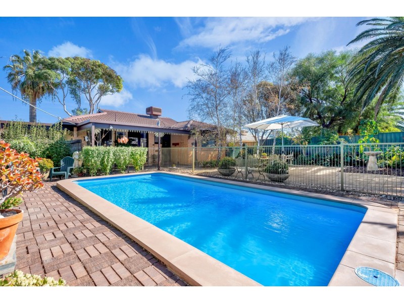 4 Hastings Street, Seaford SA 5169