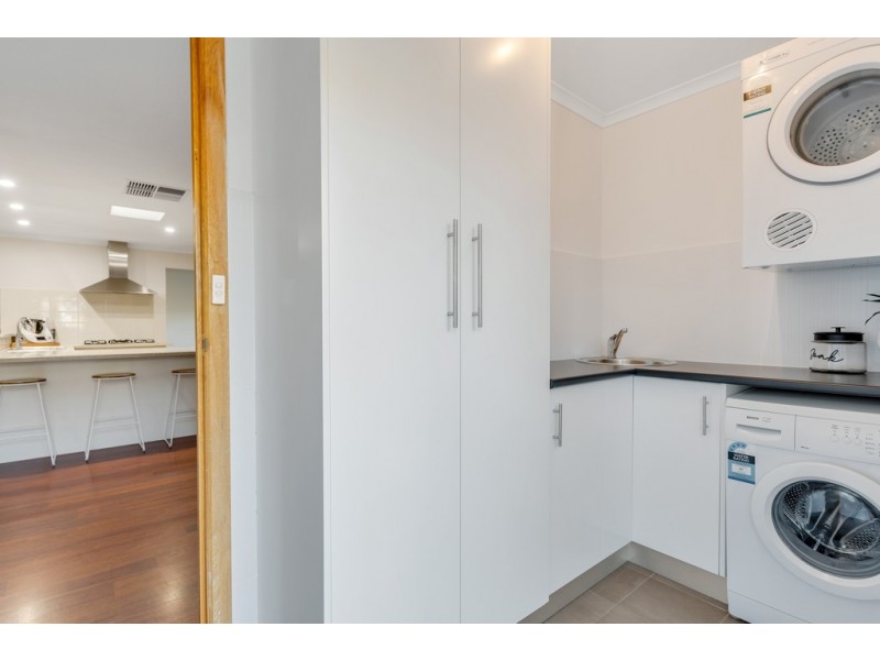 10 Bendigo Close, Trott Park SA 5158