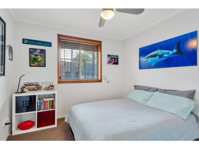 10 Bendigo Close, Trott Park SA 5158