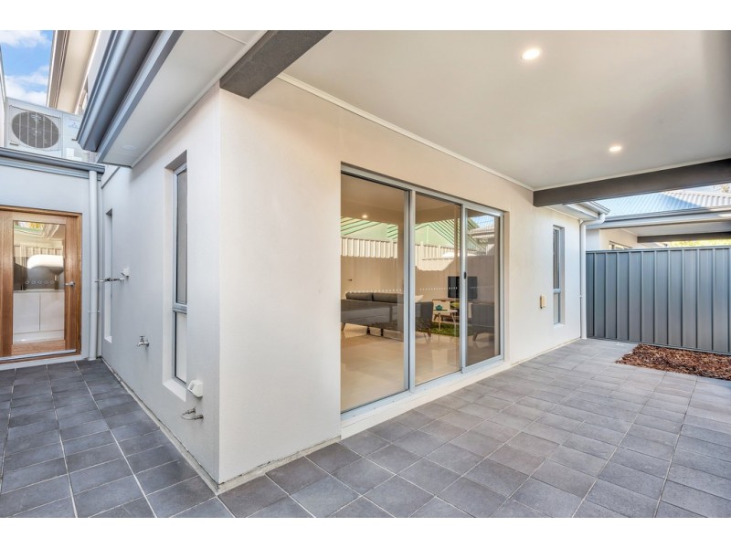 1a Marston Drive, Morphett Vale SA 5162