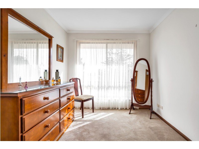 19 Maple Avenue, Aberfoyle Park SA 5159
