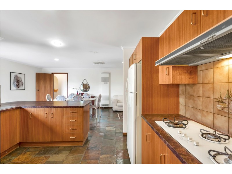 19 Maple Avenue, Aberfoyle Park SA 5159